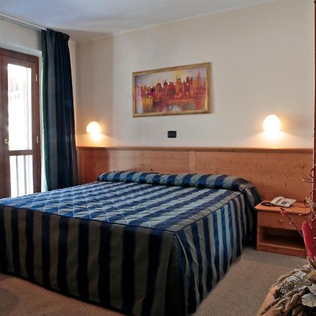 Hotel Alpechiara Pre-Saint-Didier Bagian luar foto