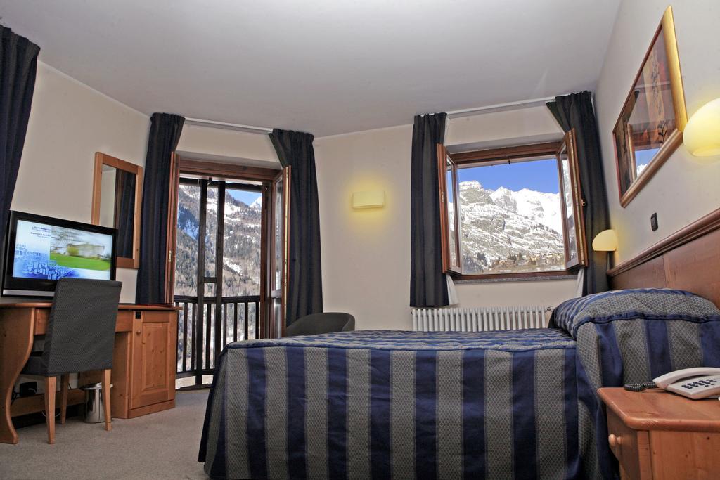 Hotel Alpechiara Pre-Saint-Didier Ruang foto