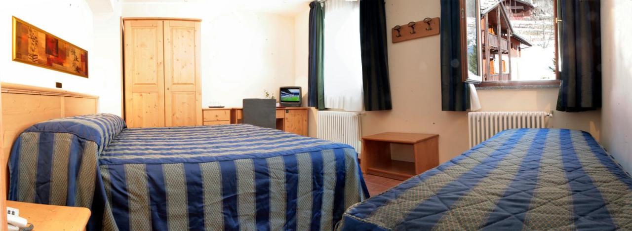 Hotel Alpechiara Pre-Saint-Didier Bagian luar foto