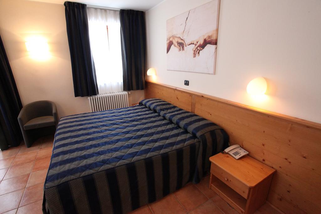 Hotel Alpechiara Pre-Saint-Didier Bagian luar foto